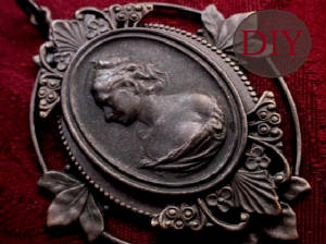 QueenVictoriaDIYPendant.jpg